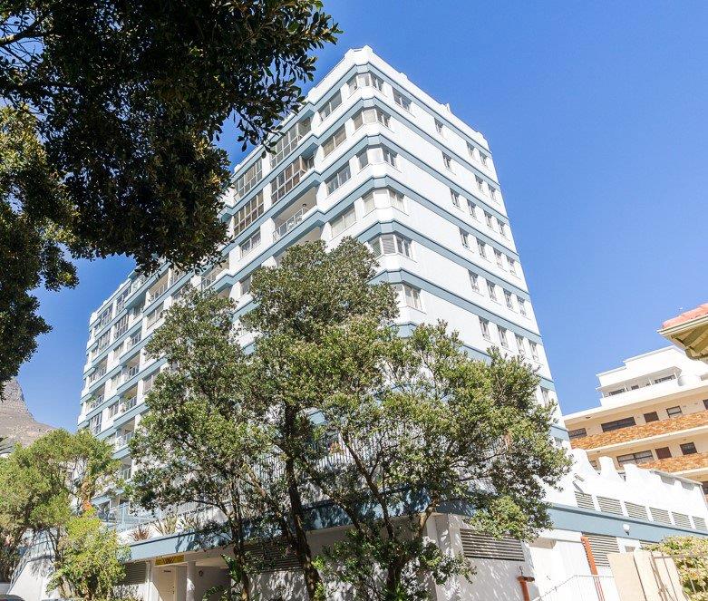 3 Bedroom Property for Sale in Sea Point Western Cape
